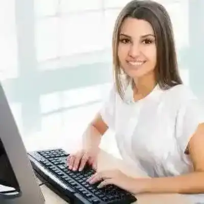 成梅琪